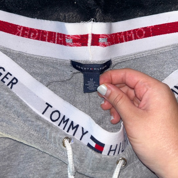 Tommy Hilfiger Grey Sweatpants - Picture 2 of 4
